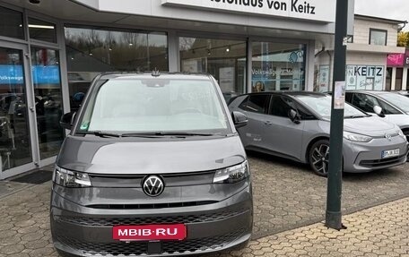 Volkswagen Multivan, 2022 год, 5 100 000 рублей, 10 фотография