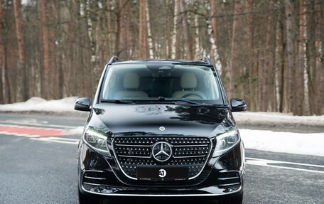 Mercedes-Benz V-Класс, 2025 год, 14 750 000 рублей, 2 фотография