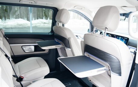 Mercedes-Benz V-Класс, 2025 год, 14 750 000 рублей, 10 фотография