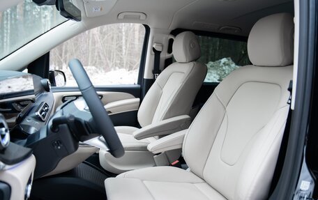 Mercedes-Benz V-Класс, 2025 год, 14 750 000 рублей, 18 фотография