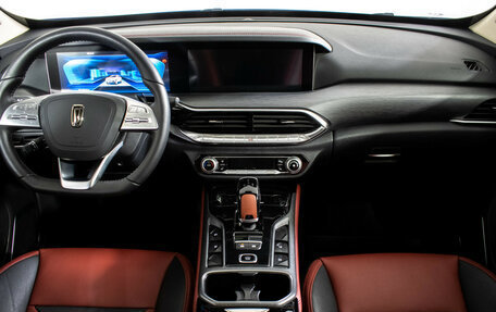 FAW Bestune T77, 2023 год, 1 570 000 рублей, 12 фотография