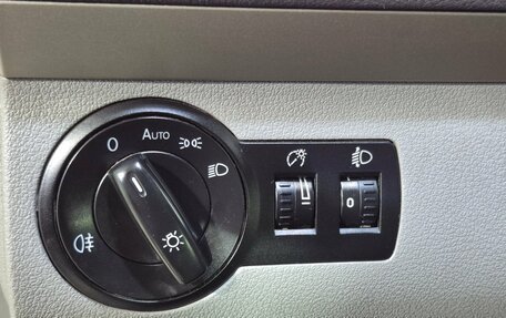 Volkswagen Touran III, 2008 год, 750 000 рублей, 21 фотография