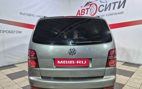 Volkswagen Touran III, 2008 год, 750 000 рублей, 6 фотография