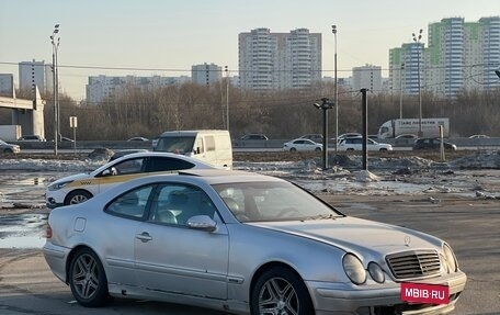 Mercedes-Benz CLK-Класс, 2001 год, 370 000 рублей, 5 фотография