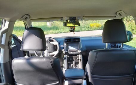 Toyota Land Cruiser Prado 150 рестайлинг 2, 2010 год, 2 390 000 рублей, 4 фотография