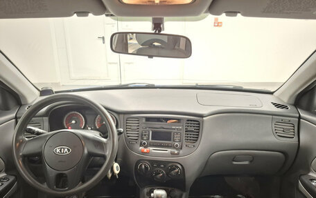 KIA Rio II, 2011 год, 637 000 рублей, 18 фотография