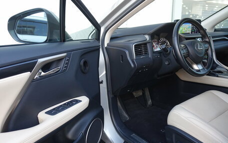 Lexus RX IV рестайлинг, 2022 год, 6 400 000 рублей, 4 фотография