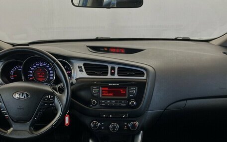 KIA cee'd III, 2014 год, 1 300 000 рублей, 5 фотография