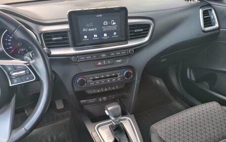 KIA cee'd III, 2019 год, 1 730 000 рублей, 21 фотография