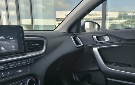 KIA cee'd III, 2019 год, 1 730 000 рублей, 31 фотография