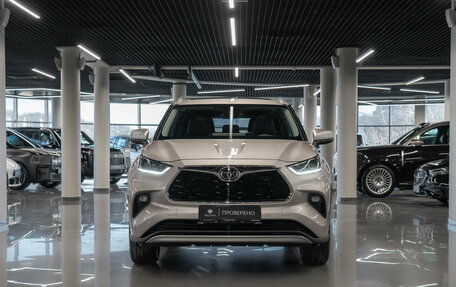 Toyota Highlander, 2025 год, 5 900 000 рублей, 4 фотография