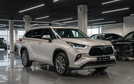 Toyota Highlander, 2025 год, 5 900 000 рублей, 3 фотография