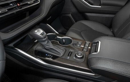 Toyota Highlander, 2025 год, 5 900 000 рублей, 18 фотография