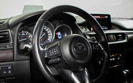 Mazda 6, 2016 год, 2 290 000 рублей, 13 фотография