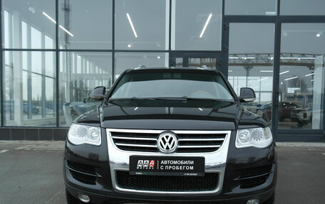Volkswagen Touareg III, 2009 год, 1 049 000 рублей, 2 фотография