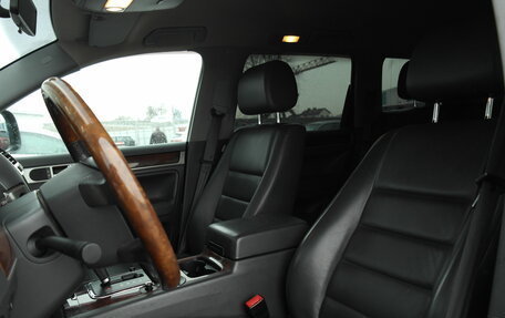 Volkswagen Touareg III, 2009 год, 1 049 000 рублей, 15 фотография