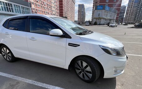 KIA Rio III рестайлинг, 2013 год, 1 050 000 рублей, 2 фотография