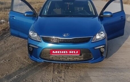 KIA Rio IV, 2017 год, 1 400 000 рублей, 4 фотография