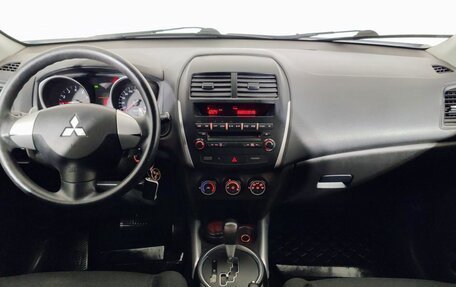 Mitsubishi ASX I рестайлинг, 2012 год, 890 000 рублей, 8 фотография