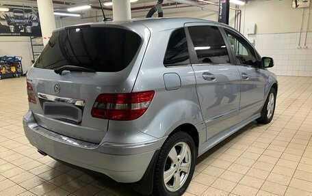 Mercedes-Benz B-Класс, 2010 год, 820 000 рублей, 3 фотография
