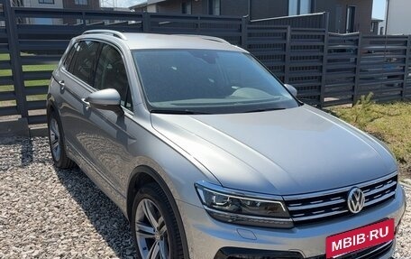 Volkswagen Tiguan II, 2020 год, 3 600 000 рублей, 2 фотография
