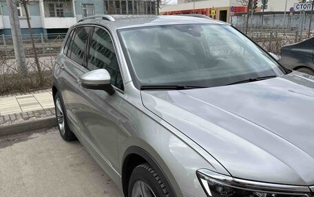 Volkswagen Tiguan II, 2020 год, 3 600 000 рублей, 7 фотография