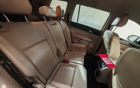 Volkswagen Atlas I, 2018 год, 2 200 000 рублей, 22 фотография