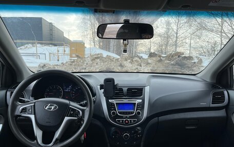 Hyundai Solaris II рестайлинг, 2012 год, 450 000 рублей, 7 фотография