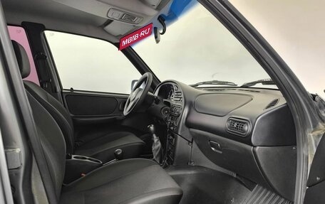 Chevrolet Niva I рестайлинг, 2018 год, 750 000 рублей, 6 фотография