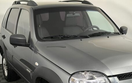 Chevrolet Niva I рестайлинг, 2018 год, 750 000 рублей, 11 фотография