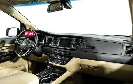 KIA Carnival III, 2019 год, 2 649 700 рублей, 9 фотография