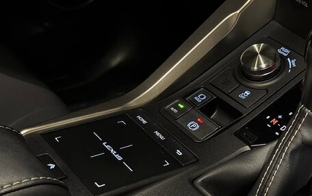 Lexus NX I, 2019 год, 3 900 000 рублей, 7 фотография