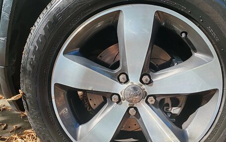 Jeep Grand Cherokee, 2014 год, 2 500 000 рублей, 4 фотография