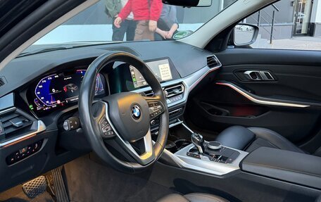 BMW 3 серия, 2019 год, 3 300 000 рублей, 6 фотография