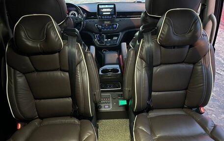 Hyundai Grand Starex Grand Starex I рестайлинг 2, 2019 год, 4 280 000 рублей, 28 фотография