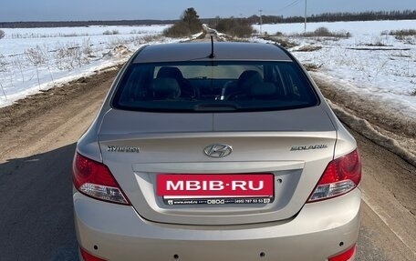Hyundai Solaris II рестайлинг, 2012 год, 560 000 рублей, 2 фотография