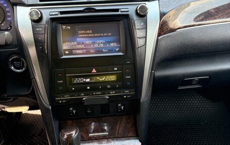 Toyota Camry, 2016 год, 1 880 000 рублей, 6 фотография