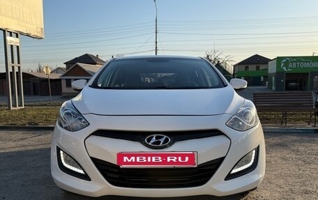 Hyundai i30 II рестайлинг, 2014 год, 1 270 000 рублей, 2 фотография