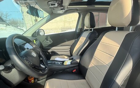 Honda Vezel, 2021 год, 2 250 000 рублей, 6 фотография