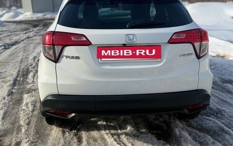 Honda Vezel, 2021 год, 2 250 000 рублей, 2 фотография