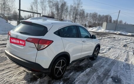 Honda Vezel, 2021 год, 2 250 000 рублей, 4 фотография