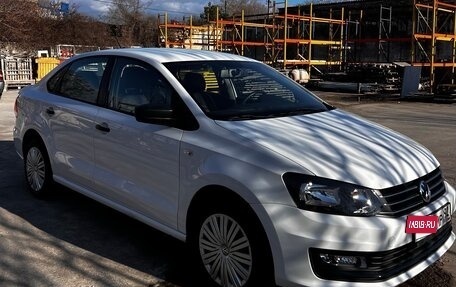 Volkswagen Polo VI (EU Market), 2018 год, 1 450 000 рублей, 2 фотография