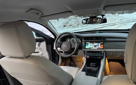 Jaguar XF II, 2016 год, 1 870 000 рублей, 7 фотография