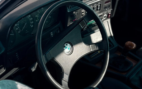 BMW 7 серия, 1984 год, 890 000 рублей, 4 фотография