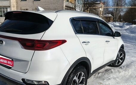 KIA Sportage IV рестайлинг, 2019 год, 2 300 000 рублей, 3 фотография