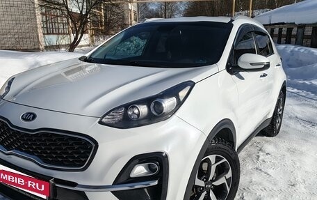 KIA Sportage IV рестайлинг, 2019 год, 2 300 000 рублей, 9 фотография