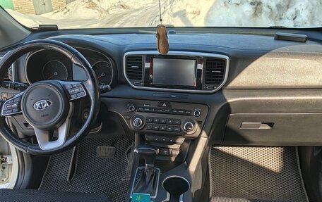 KIA Sportage IV рестайлинг, 2019 год, 2 300 000 рублей, 16 фотография