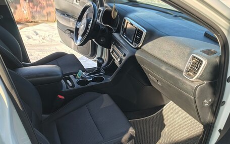 KIA Sportage IV рестайлинг, 2019 год, 2 300 000 рублей, 18 фотография