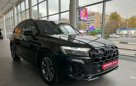 Audi SQ7, 2025 год, 18 000 000 рублей, 5 фотография