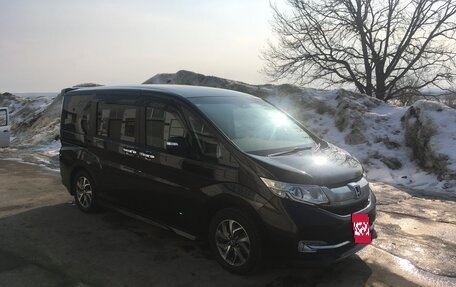 Honda Stepwgn IV, 2017 год, 2 150 000 рублей, 1 фотография